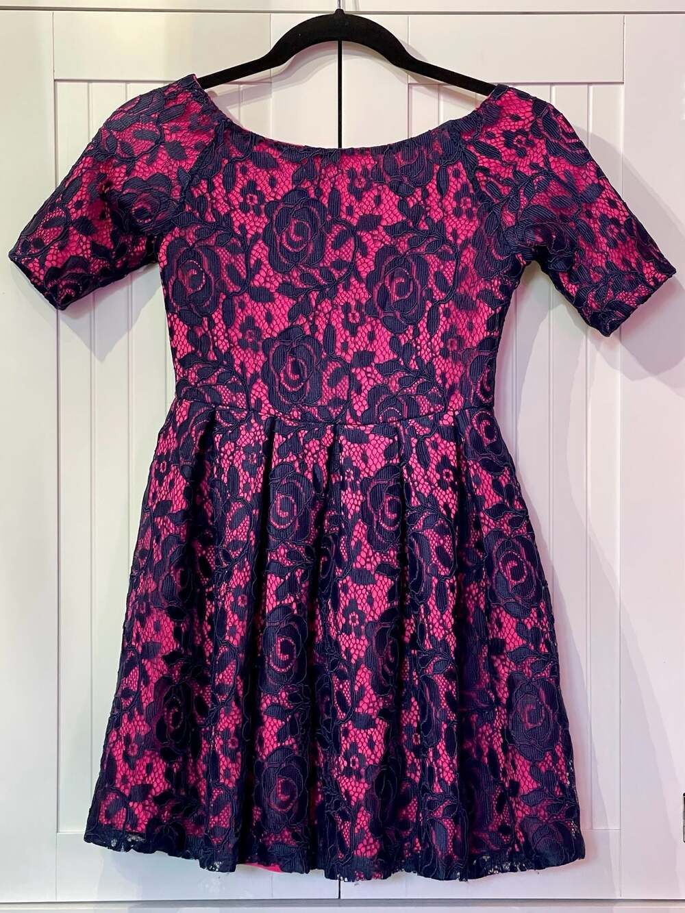 Miss Behave Girls Leilani Lace Floral Mini Dress Navy/Hot Pink Size M